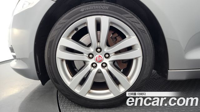 Jaguar XJ 3.0 SC Premium Luxury LWB X351 — пробег 85 492 км