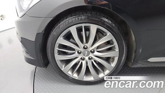 Hyundai Genesis из Кореи Encar
