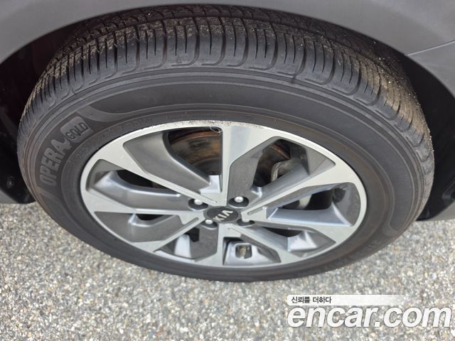Kia Stonic Diesel 1.6 Trendy 2017 — пробег 94 234 км