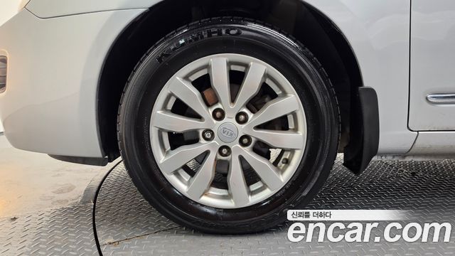 Kia Carens из Кореи Encar