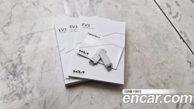 Kia EV3 из Кореи Encar