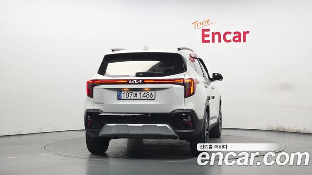 Kia Seltos из Кореи Encar