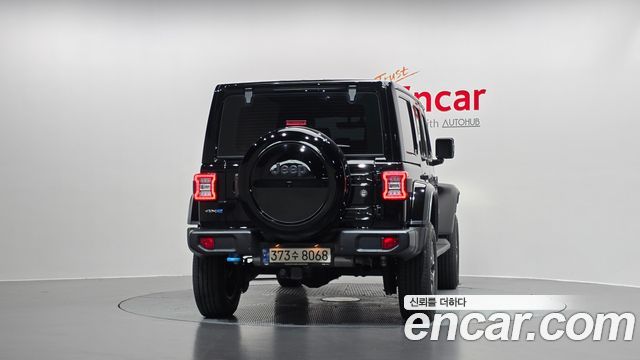 Jeep Wrangler 2.0 Overland 4Door 4xe — пробег 45 917 км — фото 4 из 5
