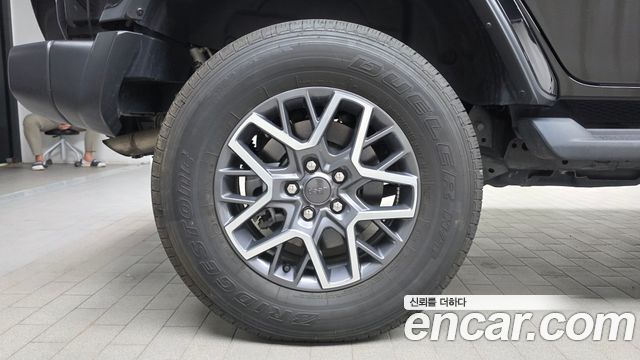 Jeep Wrangler 2.0 Overland 4Door 4xe — пробег 45 917 км — фото 5 из 5
