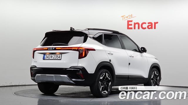 Kia Seltos из Кореи Encar