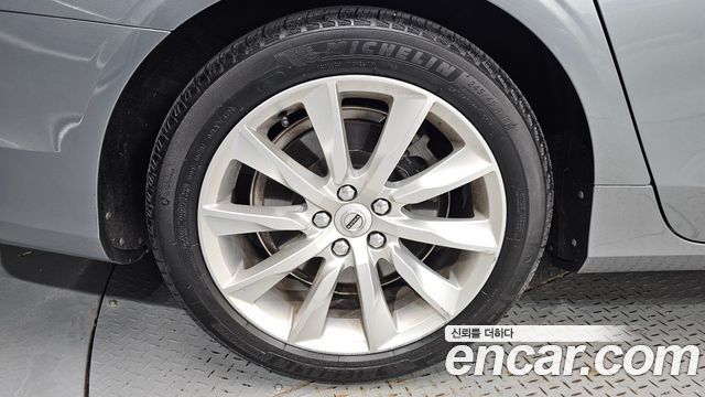 Volvo S90 T5 Momentum — пробег 156 946 км