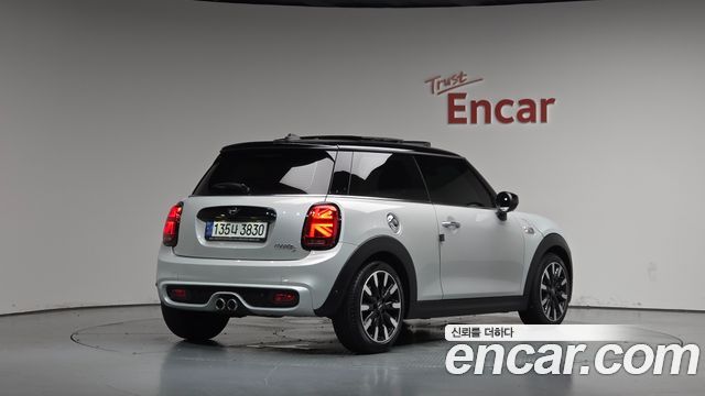 Mini Cooper HIGH 3rd — пробег 53 623 км