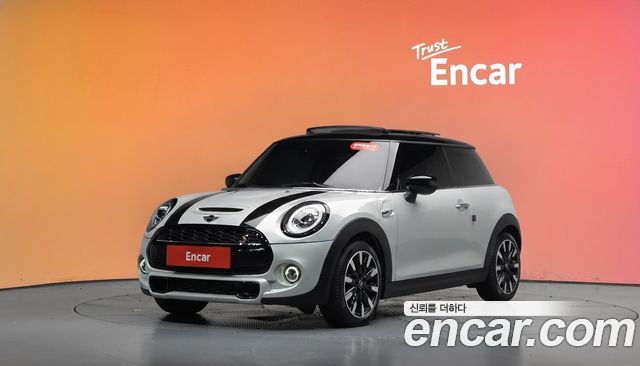 Mini Cooper HIGH 3rd — пробег 53 623 км