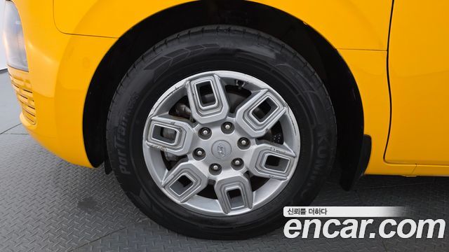 Hyundai Staria из Кореи Encar