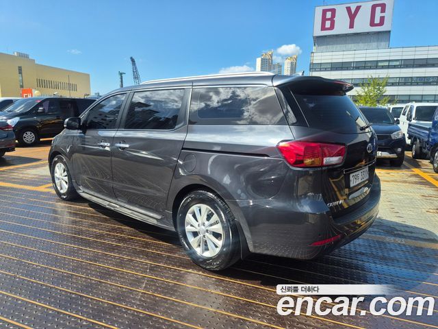 Kia Carnival 11-seater Luxury — пробег 93 560 км — фото 4 из 5