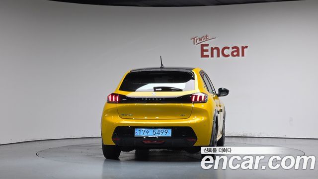 Peugeot 208 из Кореи Encar
