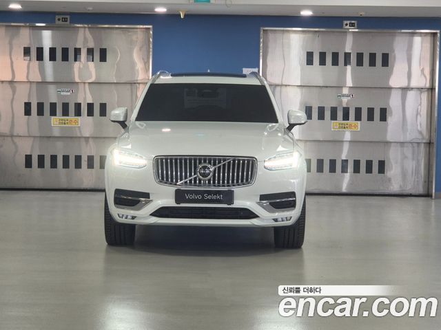 Volvo XC90 B6 Ultra Bright — пробег 10 538 км