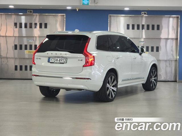 Volvo XC90 B6 Ultra Bright — пробег 10 538 км