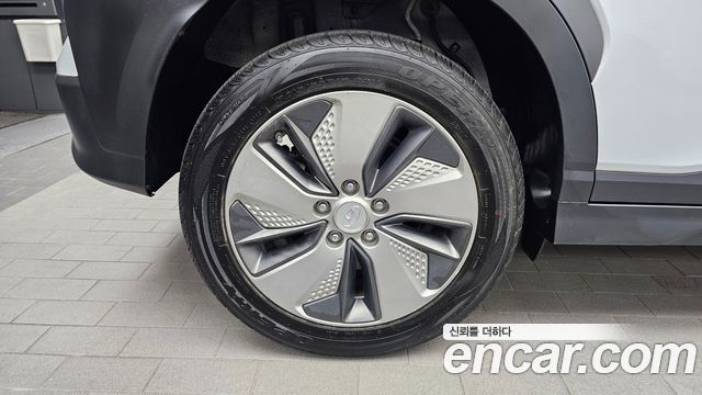 Hyundai Kona из Кореи Encar