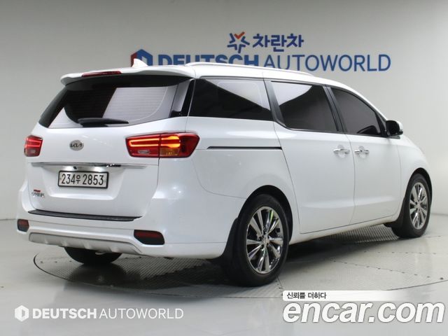Kia Carnival из Кореи Encar