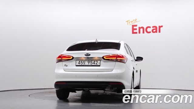 Kia K3 из Кореи Encar
