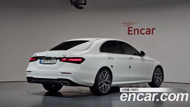 Mercedes-Benz E-Class из Кореи Encar