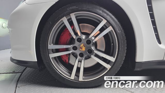 Porsche Panamera 4.8 GTS 970 — пробег 97 693 км