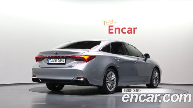 Toyota Avalon 2.5 Hybrid — пробег 125 105 км
