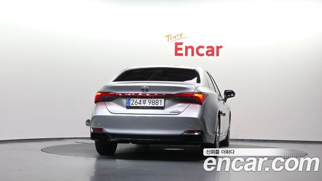 Toyota Avalon 2.5 Hybrid — пробег 125 105 км