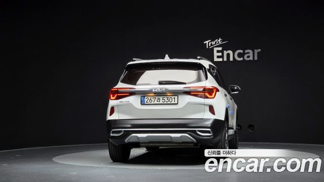 Kia Seltos из Кореи Encar
