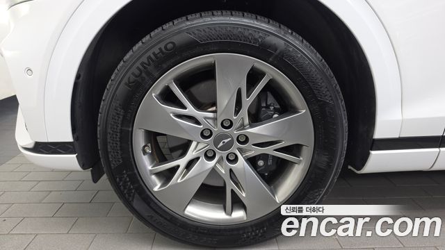 Genesis GV70 из Кореи Encar