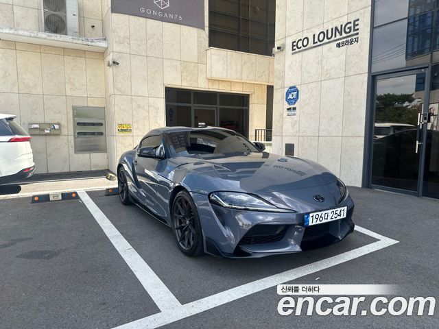Toyota Supra GR 3.0 — пробег 15 300 км