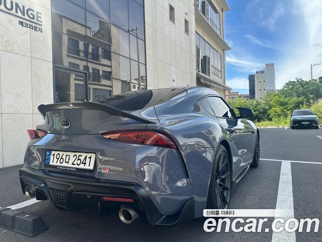 Toyota Supra GR 3.0 — пробег 15 300 км