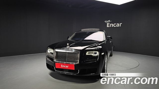 Rolls-Royce Ghost 6.6 EWB V12 — пробег 183 511 км