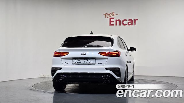 Kia K3 из Кореи Encar