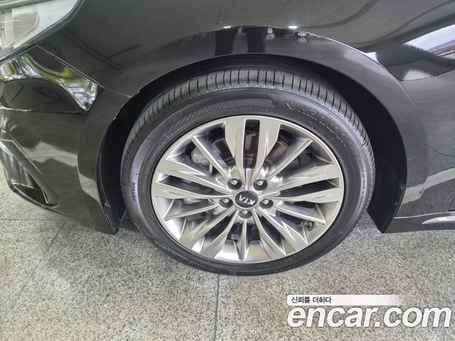 Kia K5 из Кореи Encar