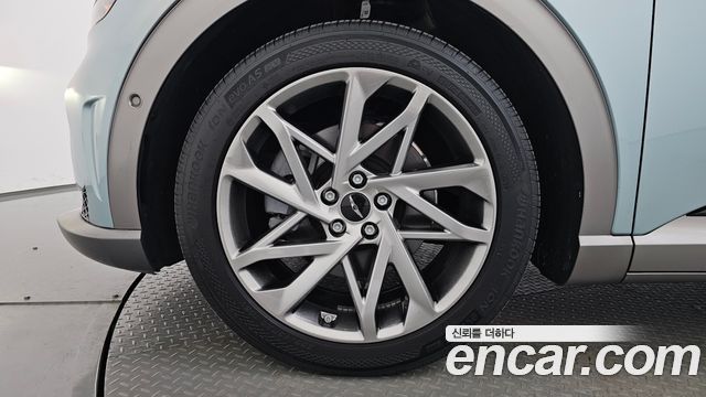 Genesis GV60 Standard AWD — пробег 74 246 км