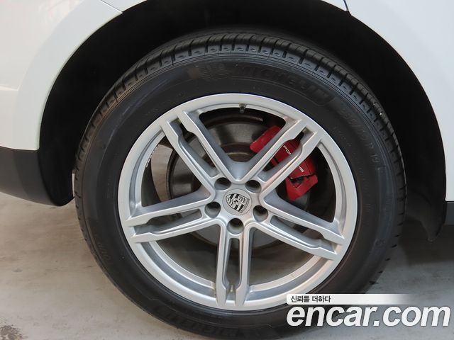 Porsche Macan 3.0 S Diesel 95B — пробег 180 182 км