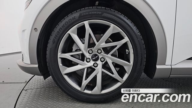 Genesis GV60 Standard AWD — пробег 111 473 км