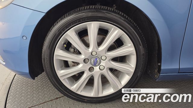 Volvo V40 D2 2nd — пробег 104 233 км