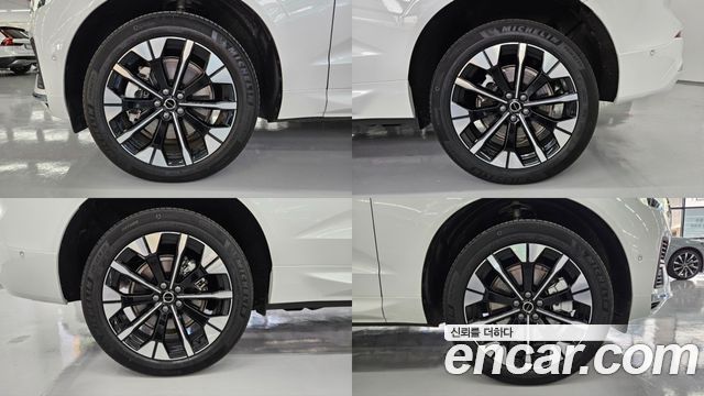 Volvo XC60 T8 Ultra Bright — пробег 5 118 км