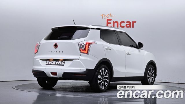 Ssangyong TIBOLI из Кореи Encar