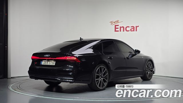 Audi A7 55 TFSI Quattro Premium — пробег 107 958 км — фото 2 из 5