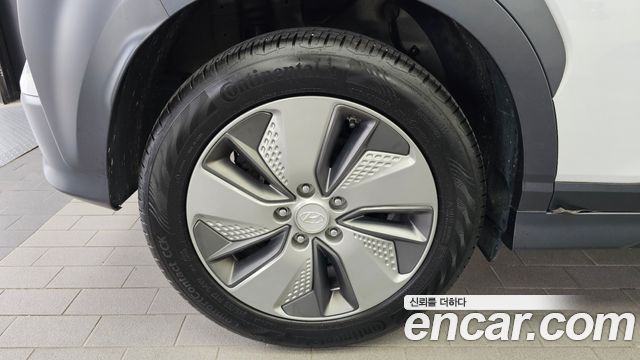Hyundai Kona из Кореи Encar