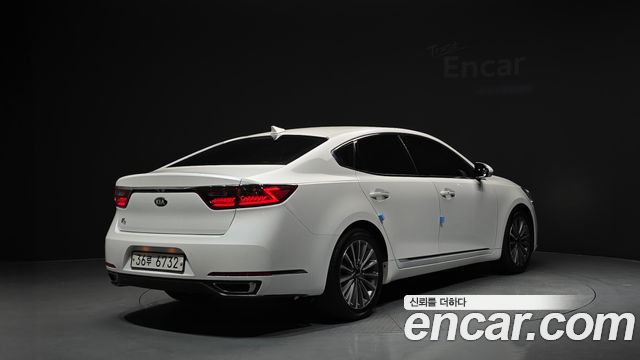 Kia K7 из Кореи Encar