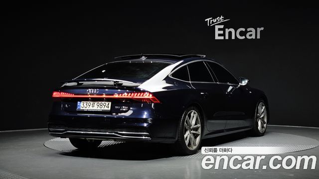 Audi A7 55 TFSI Quattro Premium — пробег 92 146 км