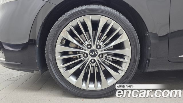 Kia K7 из Кореи Encar