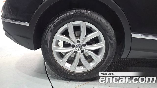 Volkswagen Tiguan 2.0 TDI Premium — пробег 124 555 км