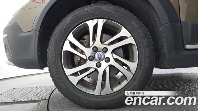 Volvo XC70 D4 3rd — пробег 208 056 км
