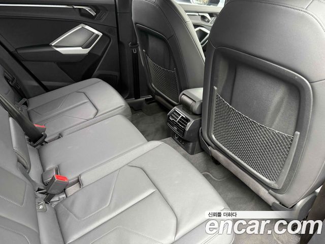 Audi Q3 35 TDI Premium — пробег 69 876 км