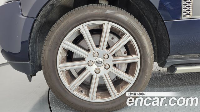 Land Rover Range Rover V8 5.0 Supercharged — пробег 126 972 км