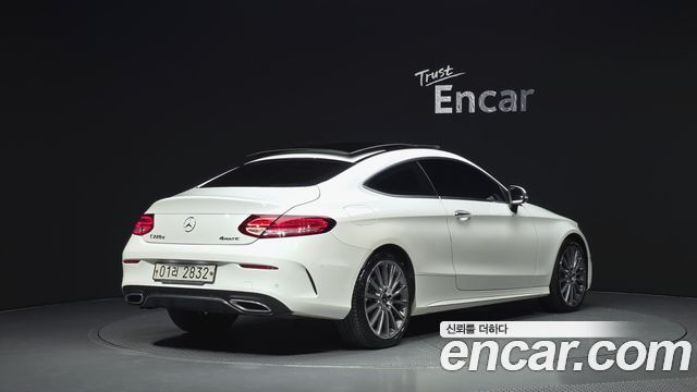 Mercedes-Benz C-Class из Кореи Encar