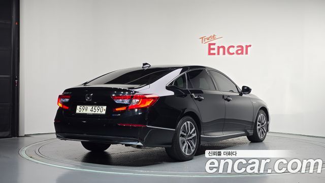 Honda Accord 2.0 Hybrid EX-L — пробег 113 583 км