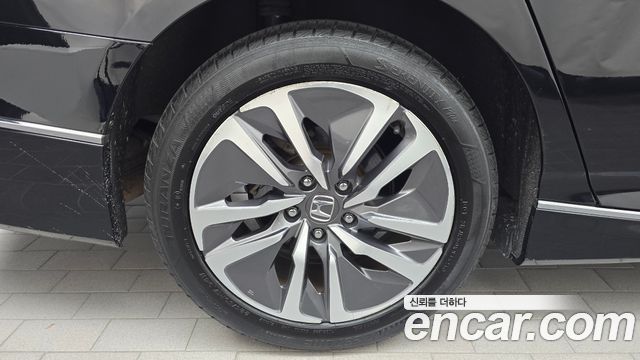 Honda Accord 2.0 Hybrid EX-L — пробег 113 583 км