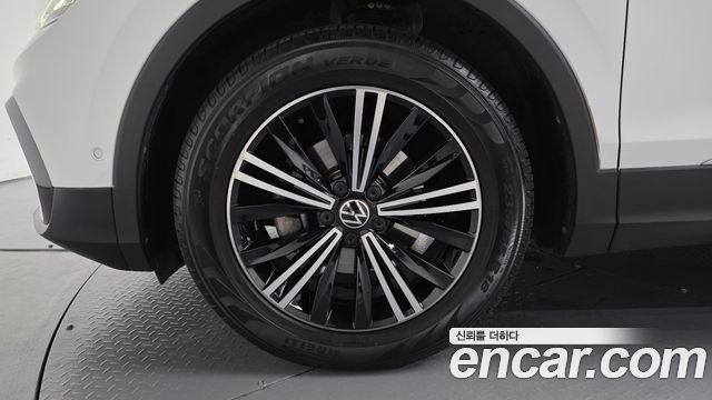 Volkswagen Tiguan 2.0 TDI Premium — пробег 36 181 км
